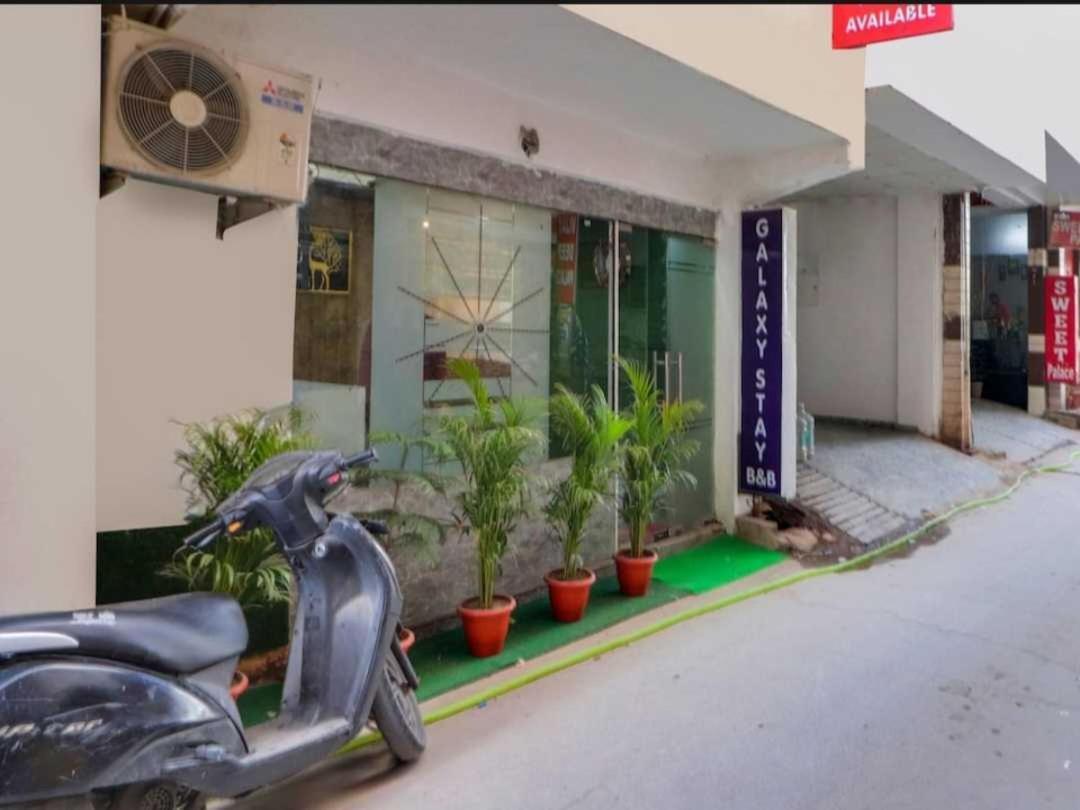 Hotel O Galaxy Stay New Delhi Luaran gambar
