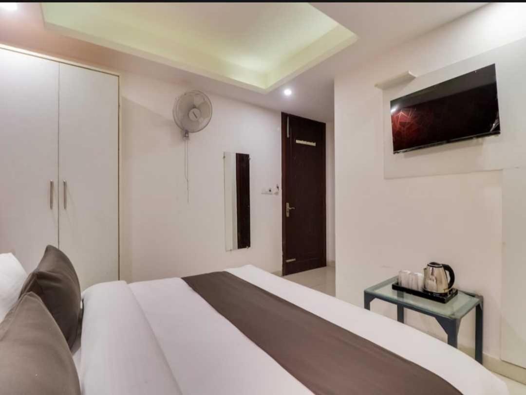 Hotel O Galaxy Stay New Delhi Luaran gambar